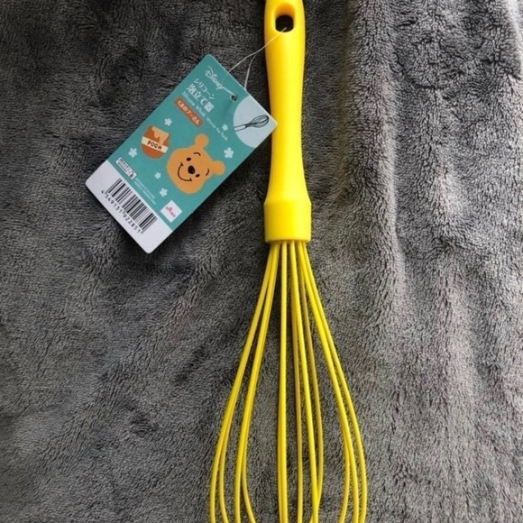 Disney Winnie the Pooh Bakeware Collection - Picture 3 of 4